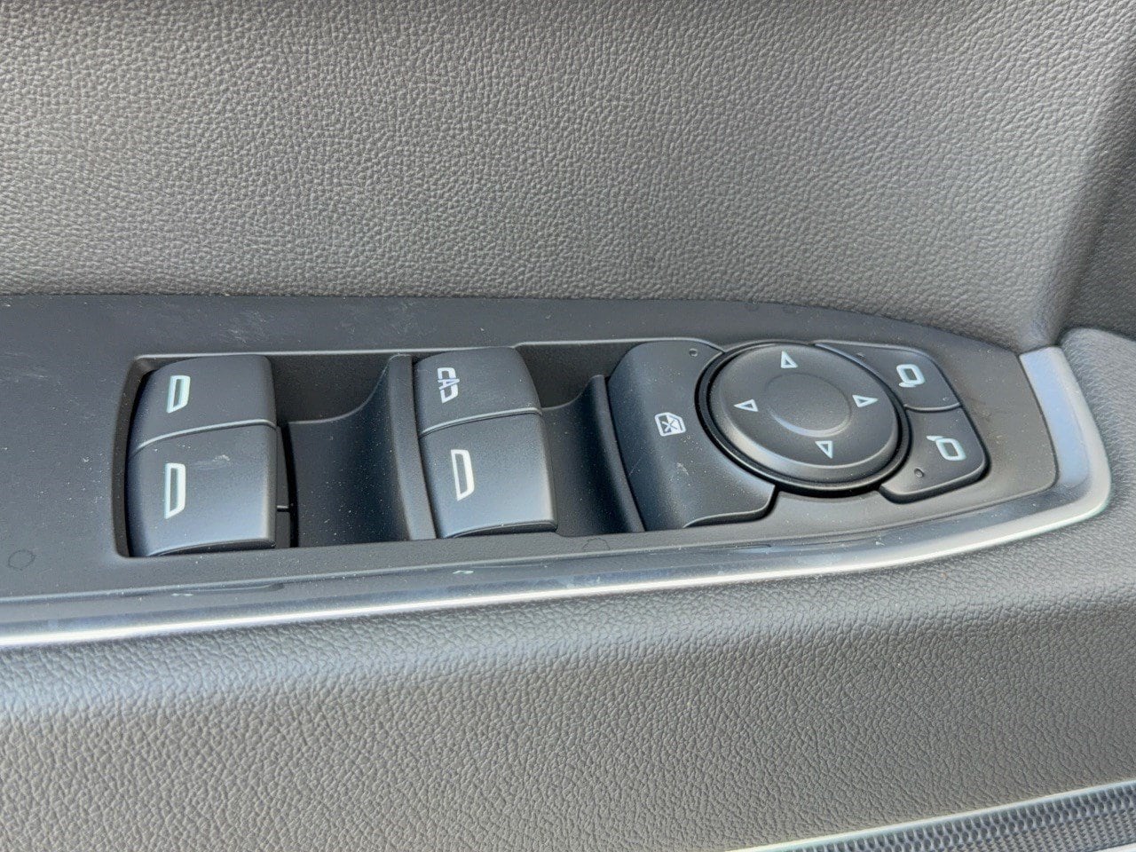 2026 Chevrolet Silverado 1500 LT Trail Boss - Photo 15