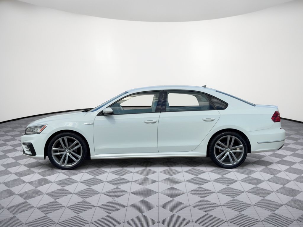 Used 2018 Volkswagen Passat 2.0T R-Line Sedan