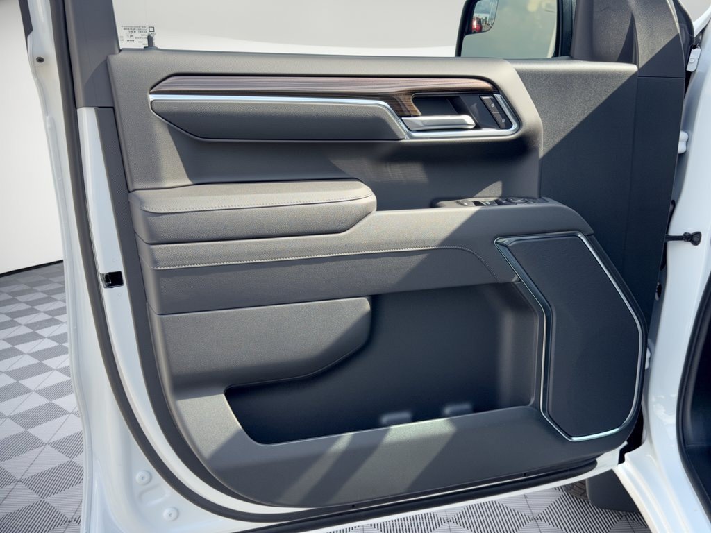 2026 Chevrolet Silverado 1500 LT - Photo 14