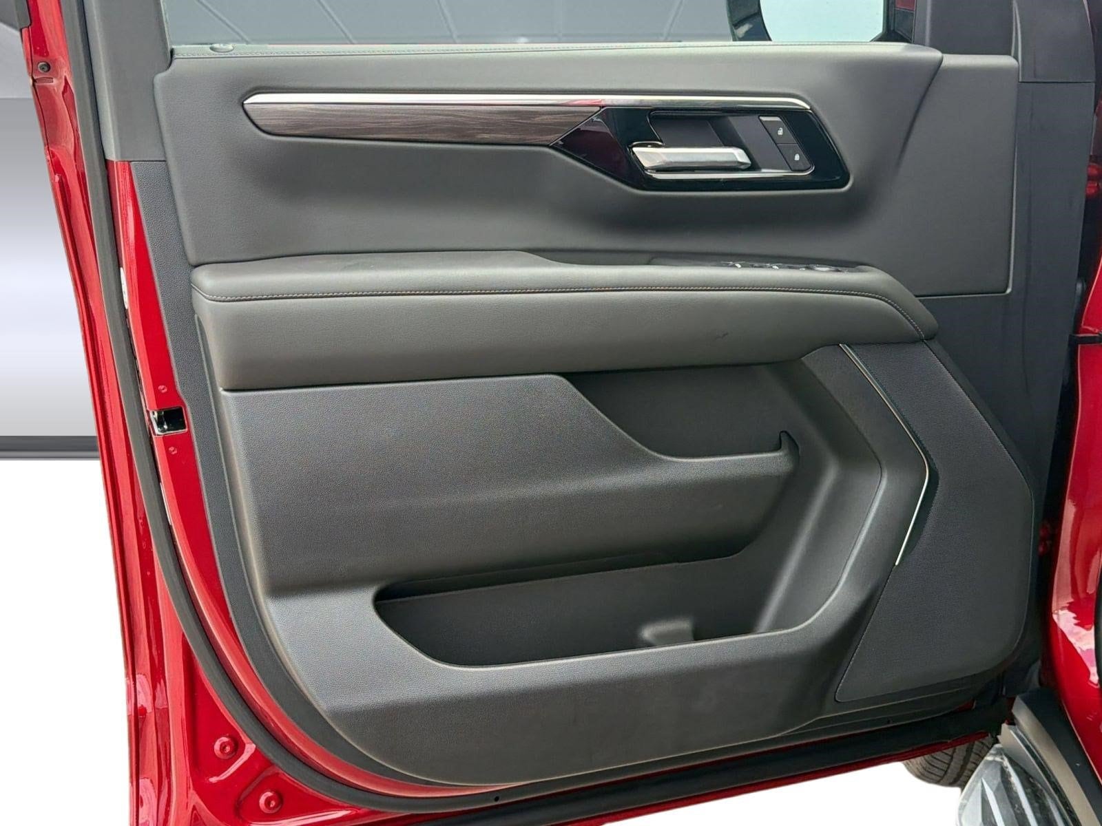 2026 Chevrolet Tahoe LS - Photo 13