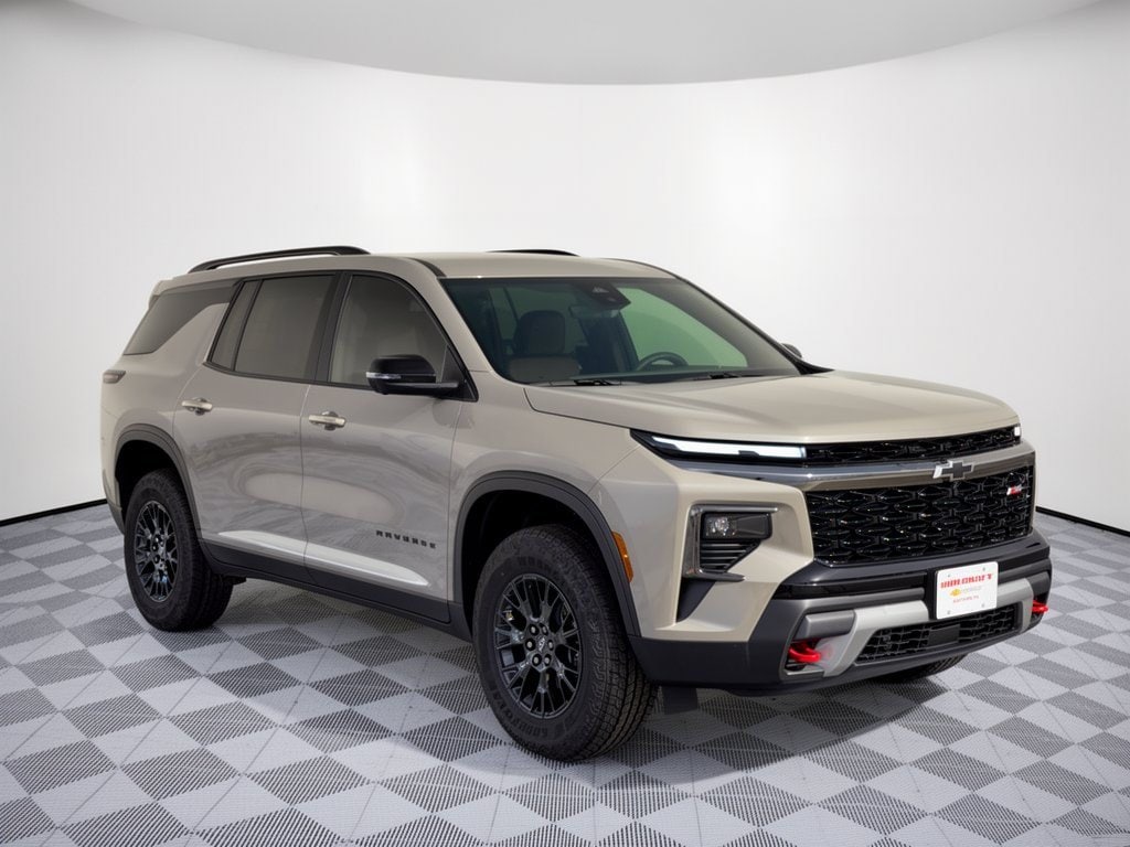 2027 Chevrolet Traverse Z71 - Photo 7
