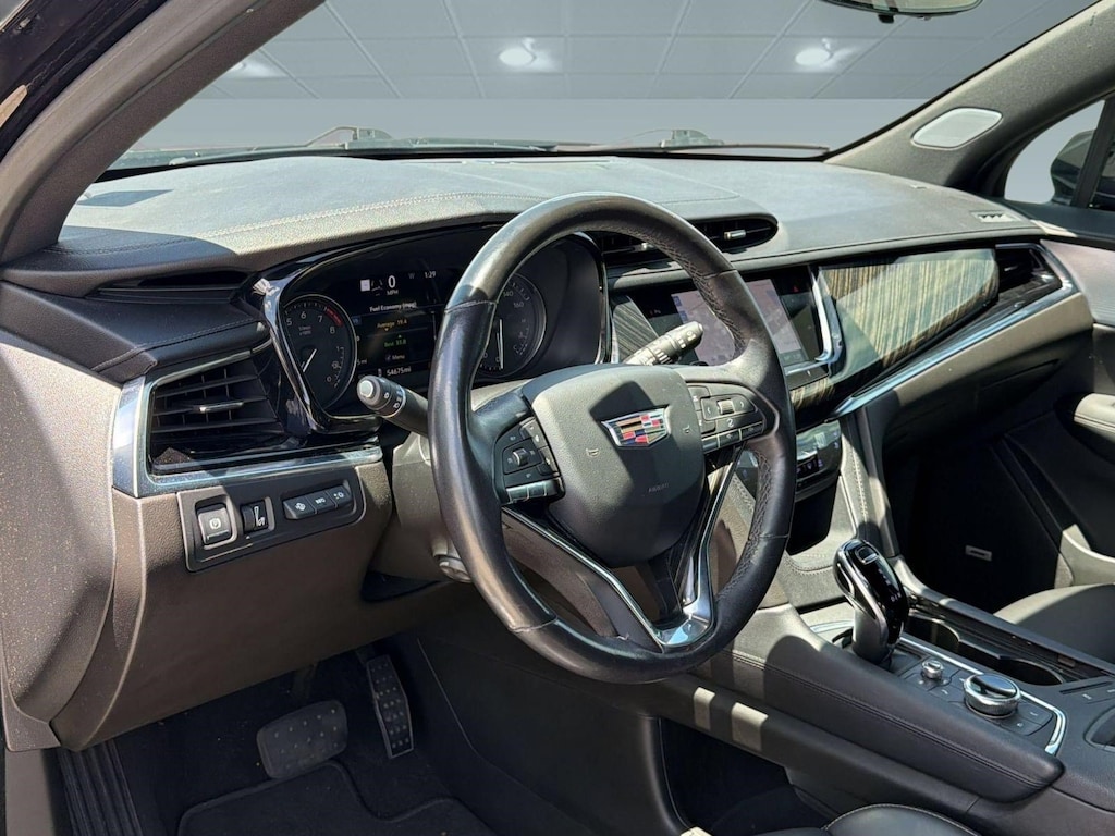 Used 2022 CADILLAC XT6 Premium Luxury SUV