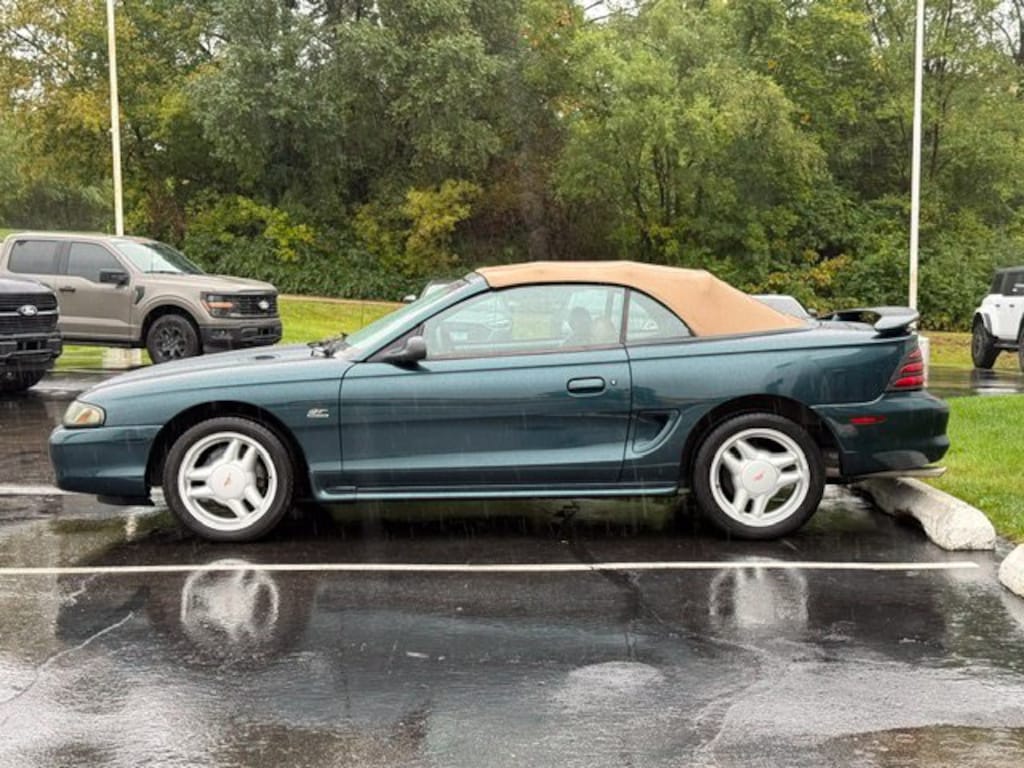 Used 1995 Ford Mustang GT Convertible