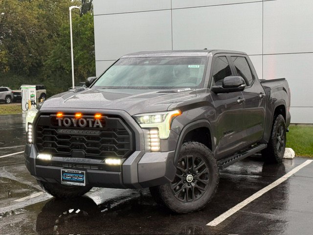 Used 2024 Toyota Tundra Hybrid Limited Truck
