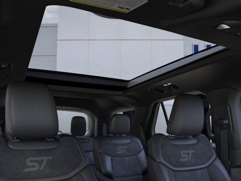 2026 Ford Explorer ST - Photo 22