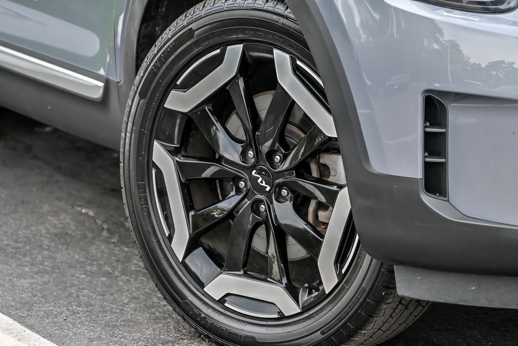 Used 2024 Kia Telluride S SUV