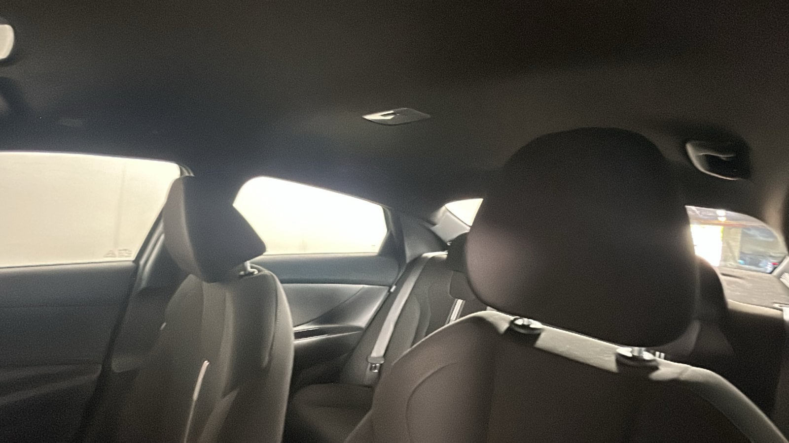 2025 Hyundai Elantra Blue - Photo 16