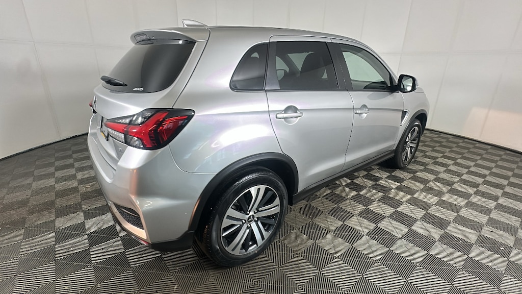 Used 2024 Mitsubishi Outlander Sport 2.0 SE SUV