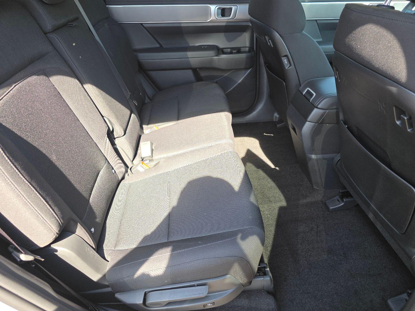 2026 Hyundai Santa Fe SE - Photo 23