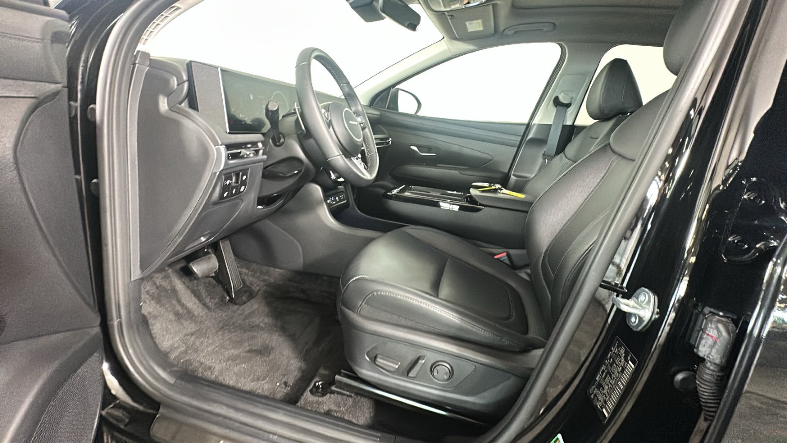 2025 Hyundai Tucson SEL Convenience - Photo 12