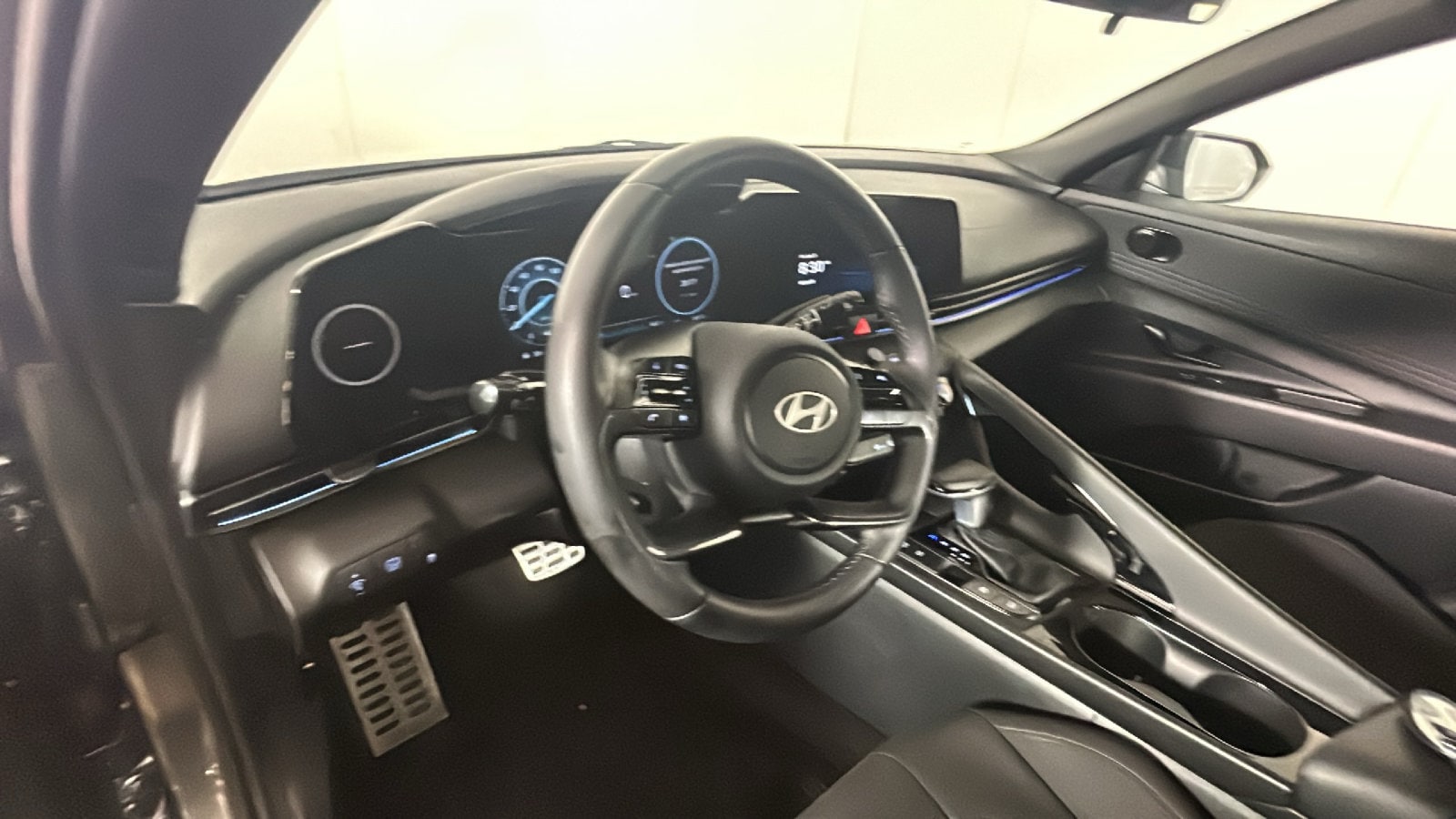 2025 Hyundai Elantra Blue - Photo 17
