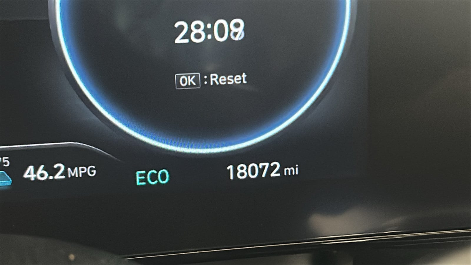 2025 Hyundai Elantra Blue - Photo 23