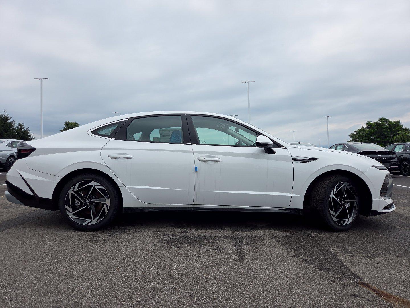 2026 Hyundai Sonata SEL - Photo 23