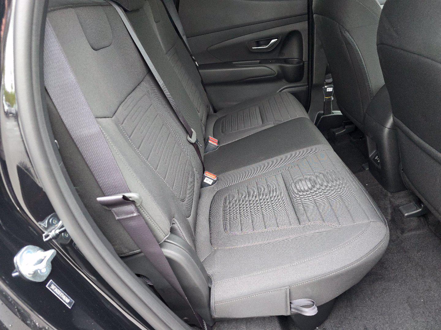 2026 Hyundai Santa Cruz SE - Photo 25