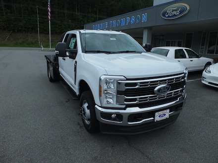 2026 Ford Chassis Cab F-350&reg; XL TRUCK