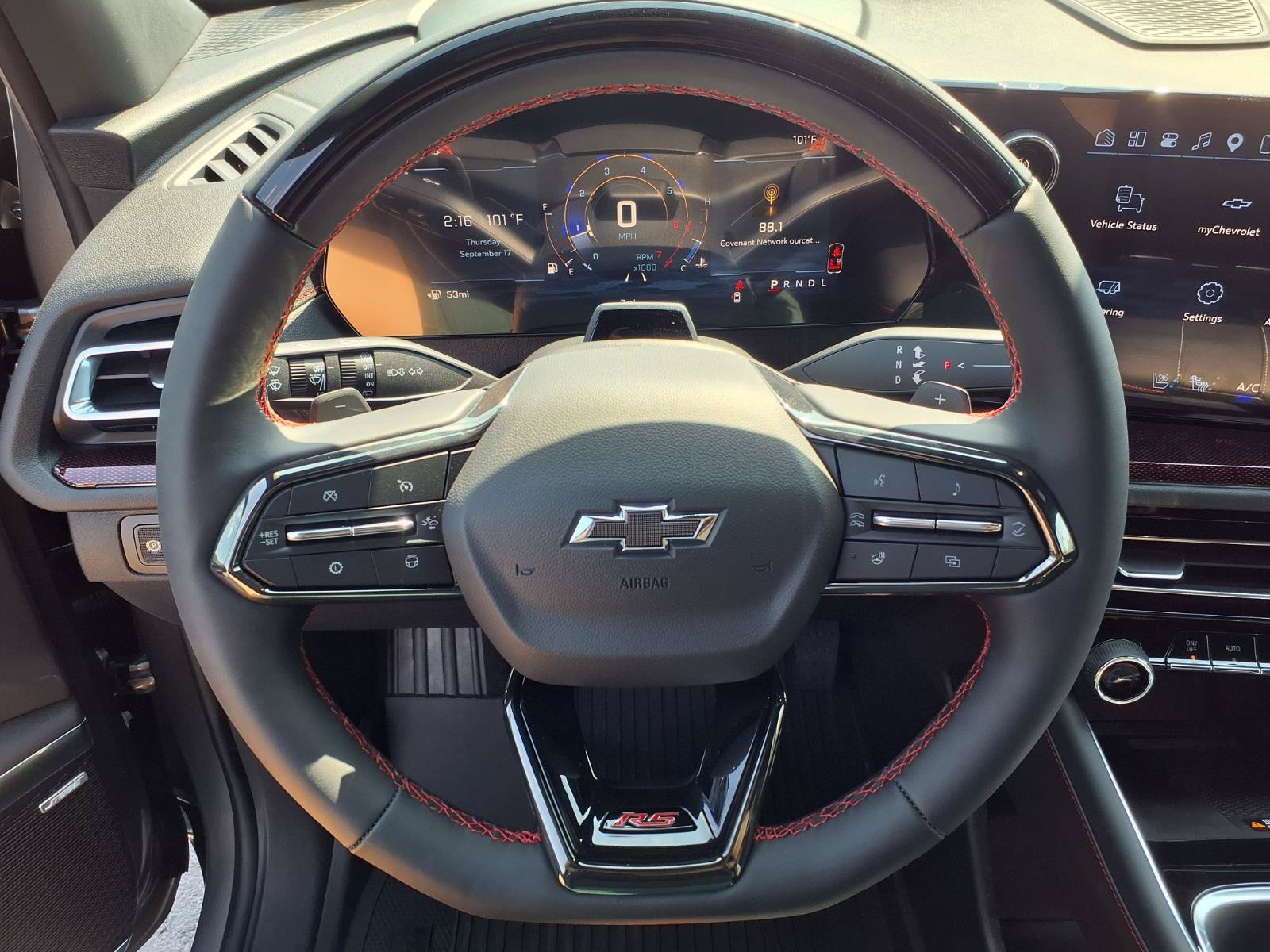 2027 Chevrolet Traverse RS - Photo 7