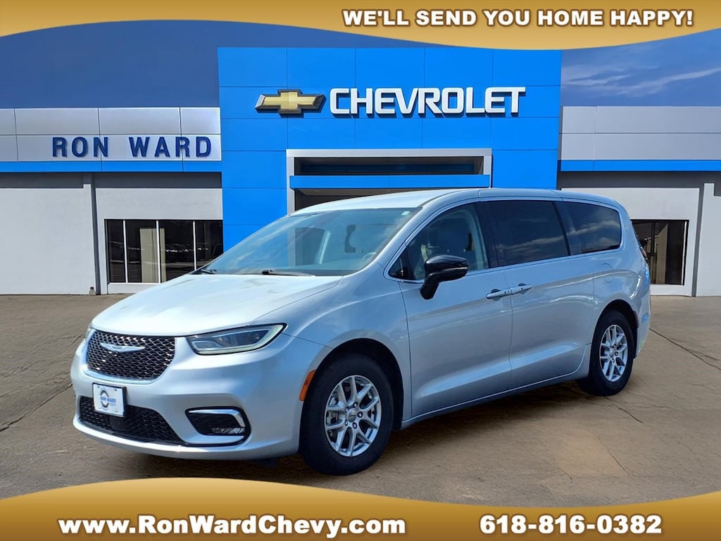 Used 2024 Chrysler Pacifica Touring L Van Passenger Van