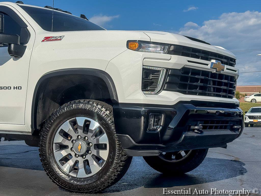 Used 2024 Chevrolet Silverado 2500 HD Custom Truck