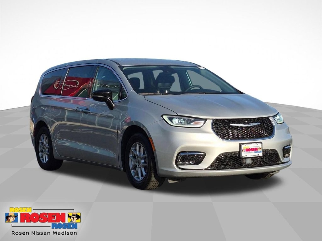 2024 Chrysler Pacifica