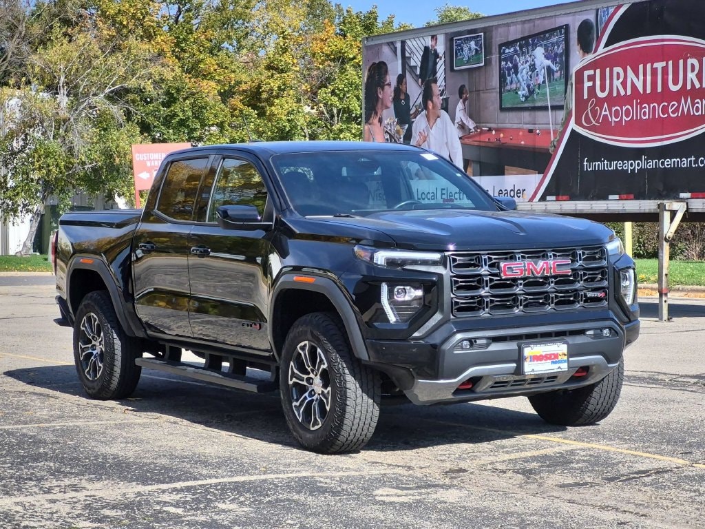 2024 GMC Canyon