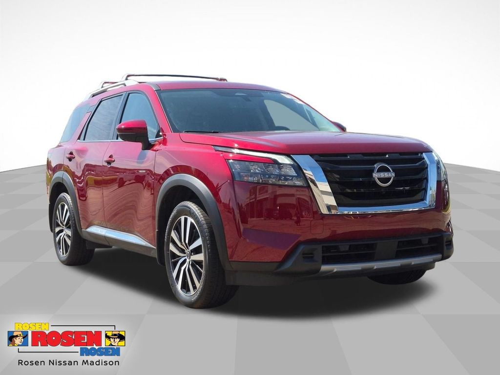 2025 Nissan Pathfinder Platinum