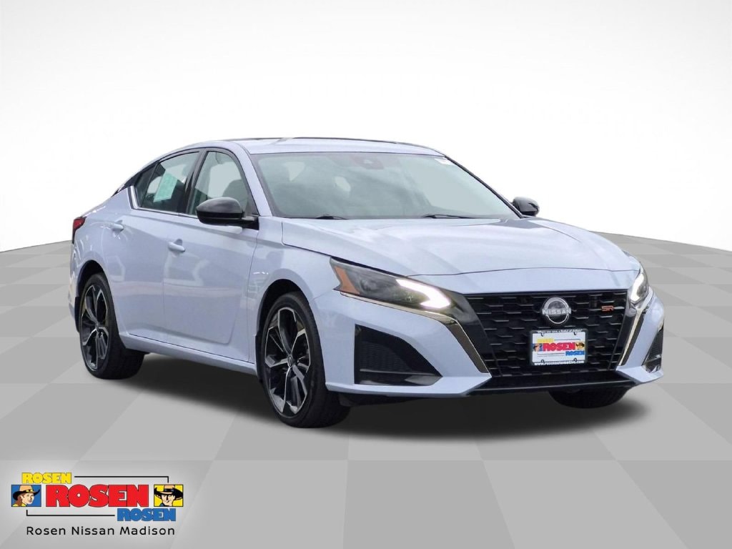 2024 Nissan Altima SR