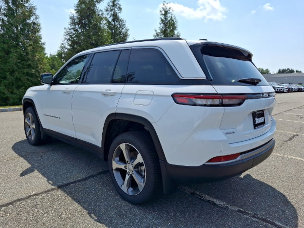 New 2026 Jeep Grand Cherokee Limited Sport Utility
