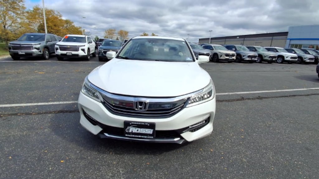 Used 2017 Honda Accord Touring Sedan