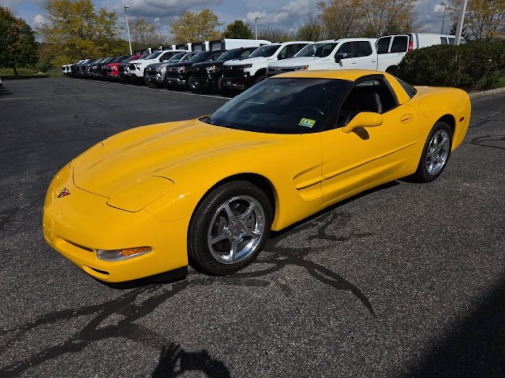 Used 2000 Chevrolet Corvette Base Coupe