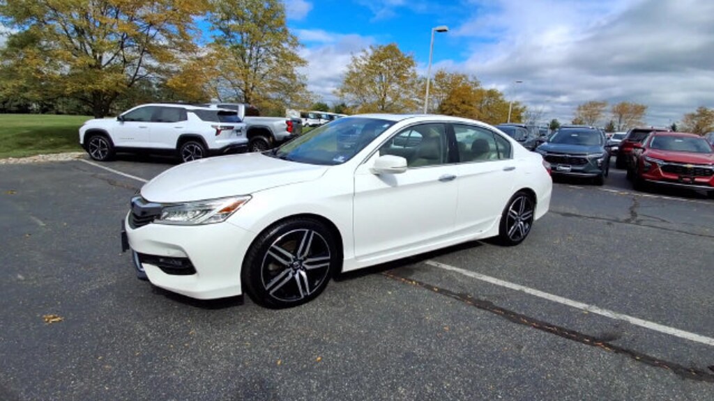 Used 2017 Honda Accord Touring Sedan