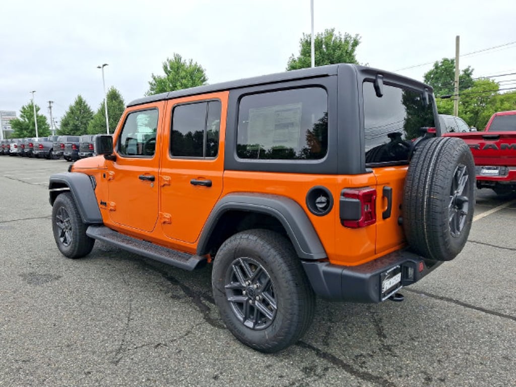 New 2026 Jeep Wrangler 4 Door Sport S Sport Utility