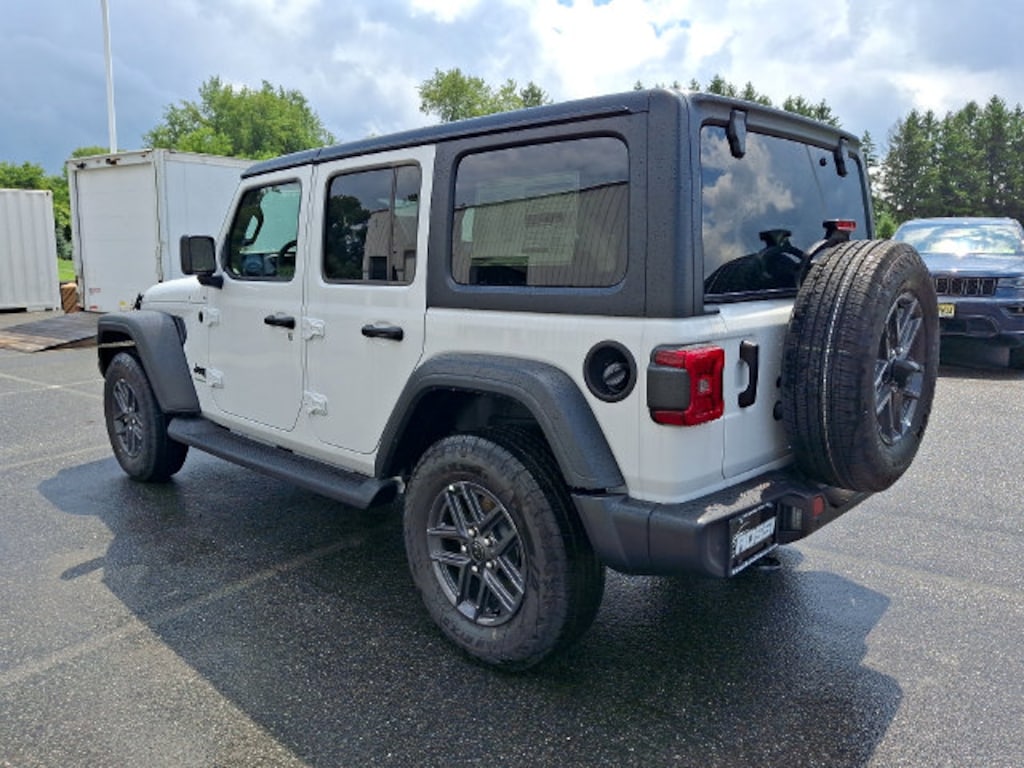 New 2026 Jeep Wrangler 4 Door Sport S Sport Utility