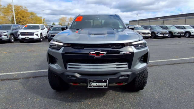 Used 2025 Chevrolet Colorado ZR2 Truck