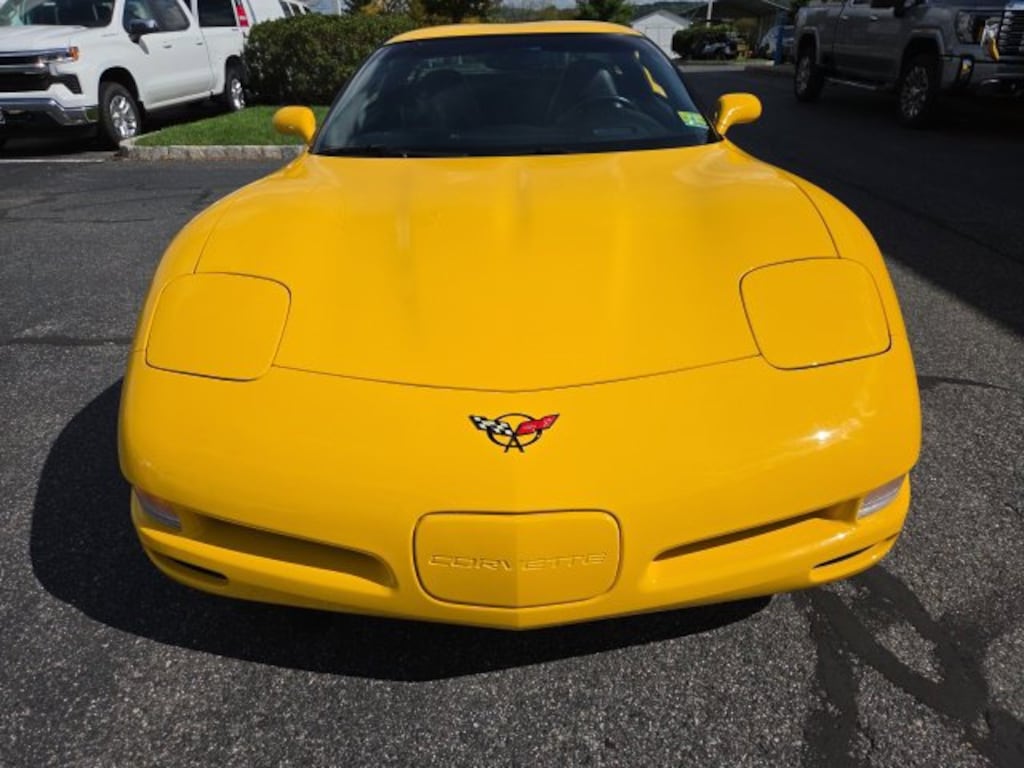 Used 2000 Chevrolet Corvette Base Coupe