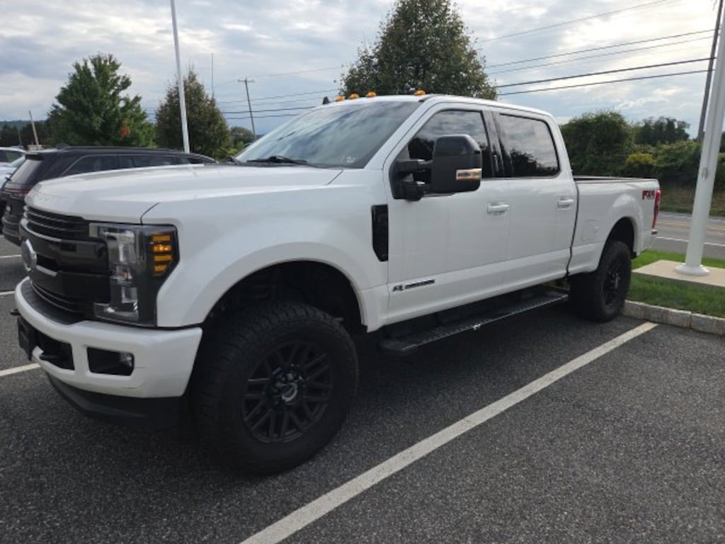Used 2019 Ford F-350 Lariat Truck Crew Cab
