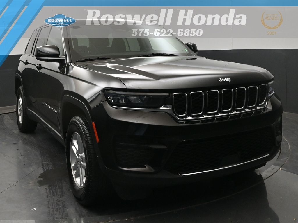 2023 Jeep Grand Cherokee Laredo