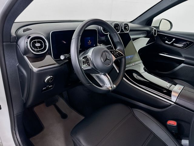 2025 Mercedes-Benz GLC Base - Photo 9