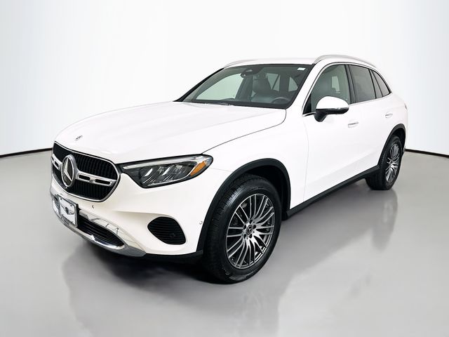 2025 Mercedes-Benz GLC