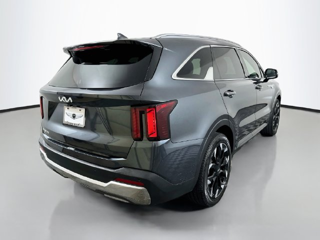 Used 2024 Kia Sorento EX SUV