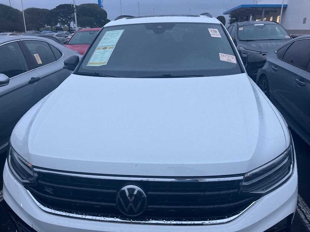 Used 2022 Volkswagen Tiguan 2.0T SE R-Line Black SUV