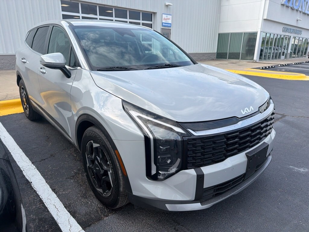 Used 2026 Kia Sportage EX SUV