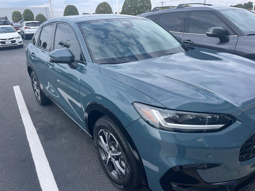 Used 2025 Honda HR-V EX-L SUV