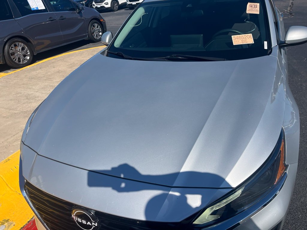 Used 2023 Nissan Altima 2.5 SV Sedan