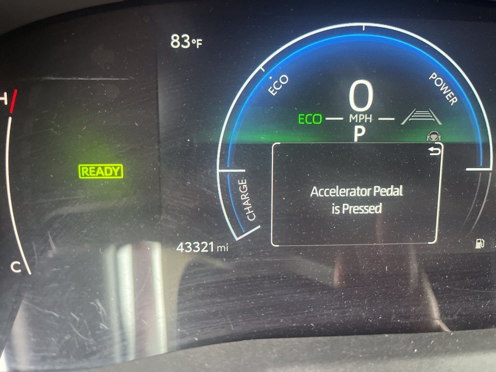 Used 2025 Toyota Camry SE Sedan