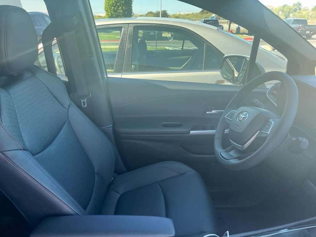 Used 2026 Toyota Sienna Woodland Edition Van Passenger Van