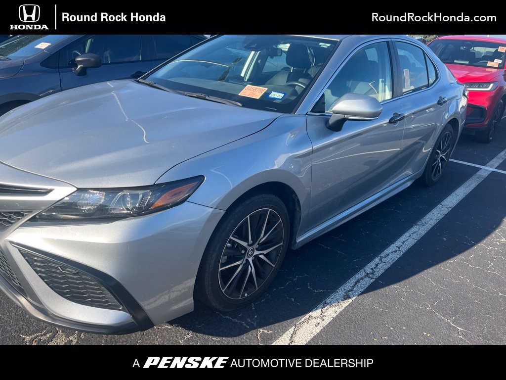 Used 2024 Toyota Camry SE Sedan