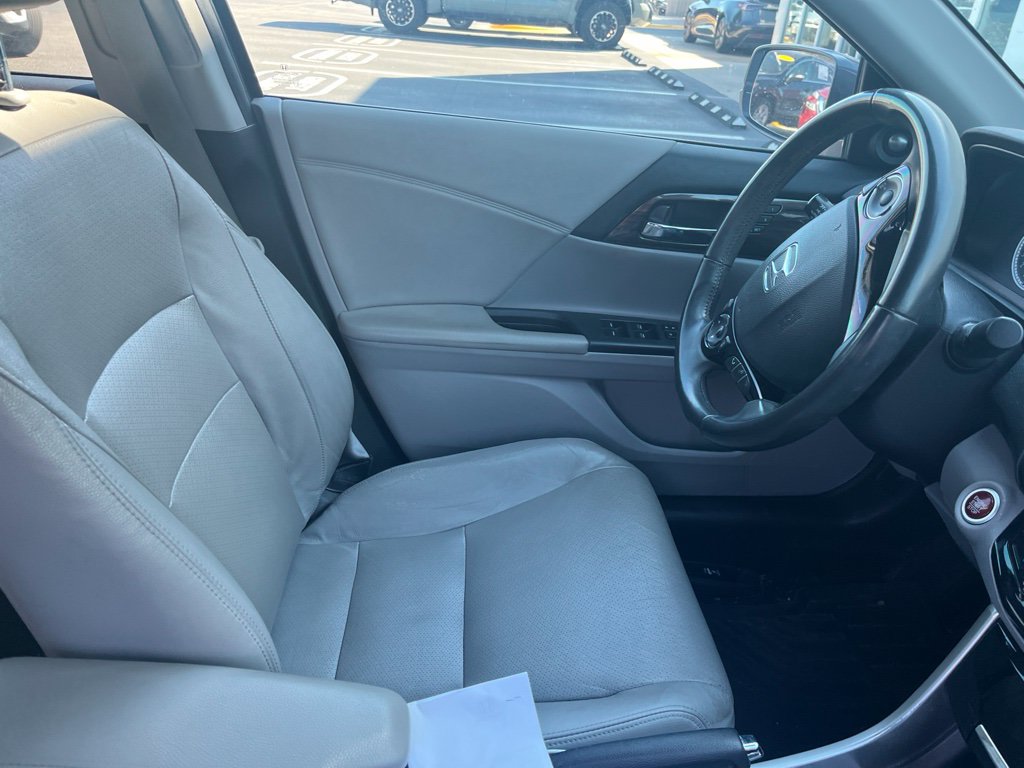 Used 2017 Honda Accord EX-L Sedan