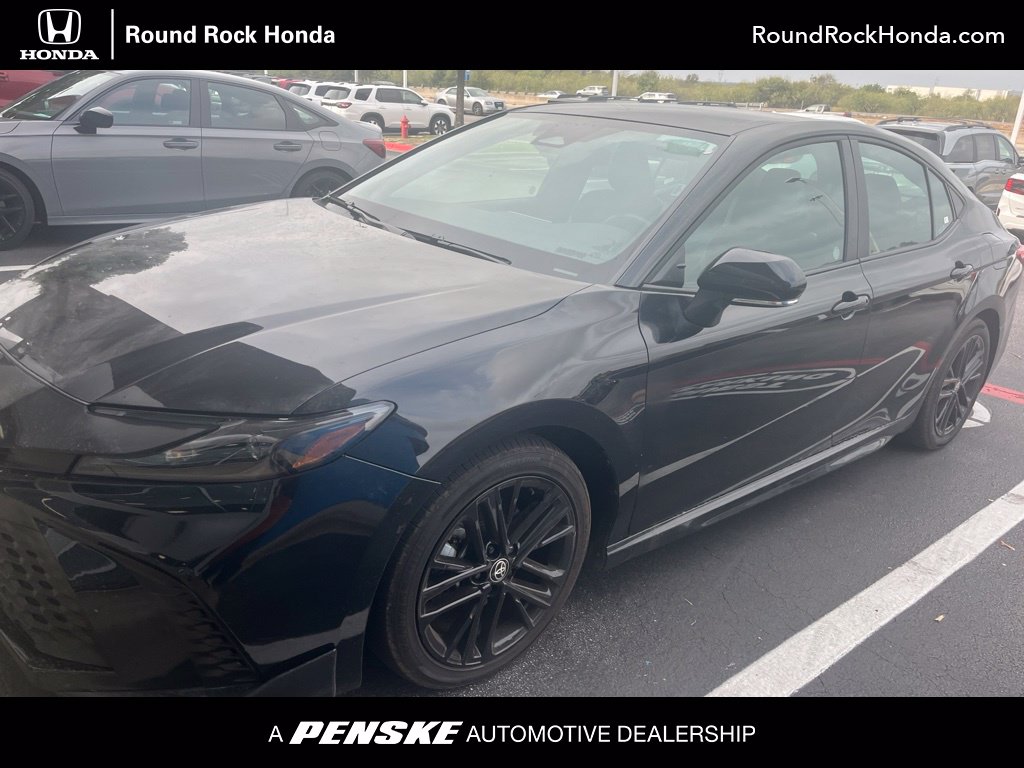 Used 2025 Toyota Camry SE Sedan