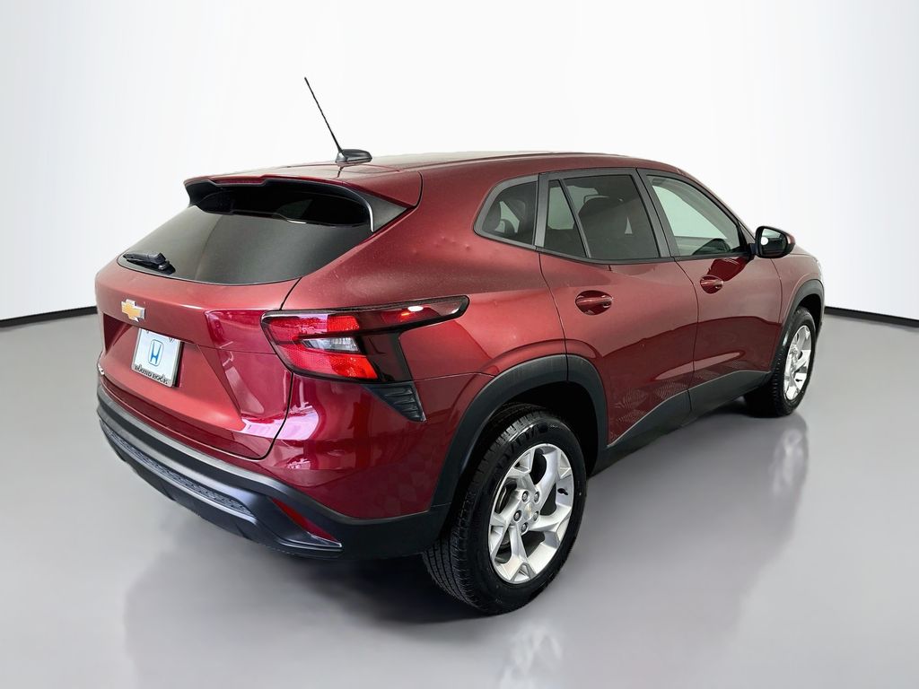 Used 2024 Chevrolet Trax LS SUV