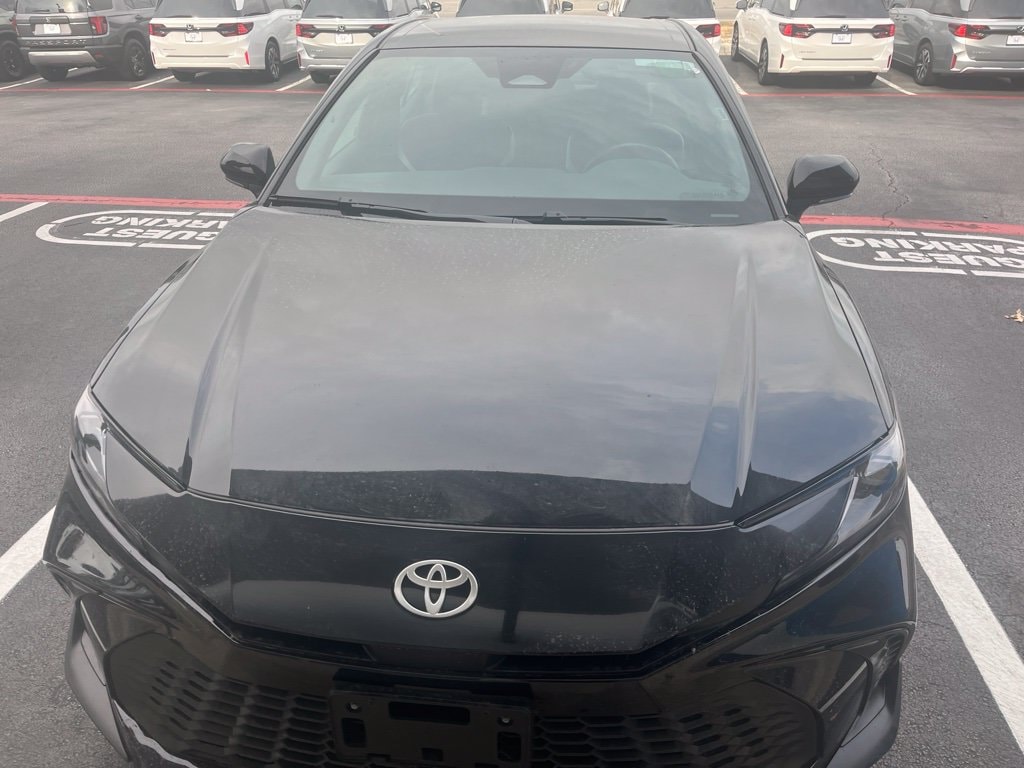 Used 2025 Toyota Camry SE Sedan